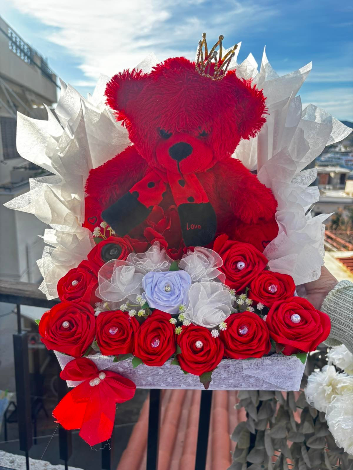 Royal Teddy Bloom